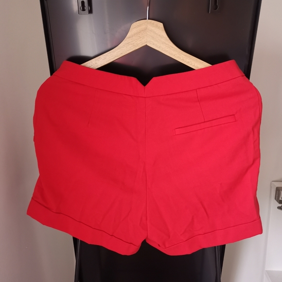 H&M orange-red short - Picture 2 of 2
